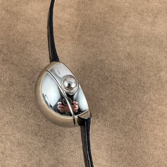 Marc Jacobs Silver Dome Crystal Watch 1 inch in diameter 8.5 inch black strap - Picture 7 of 11